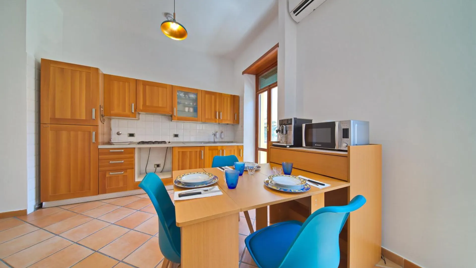 Domus Mariposa Apartment Rome 0*,  Italy